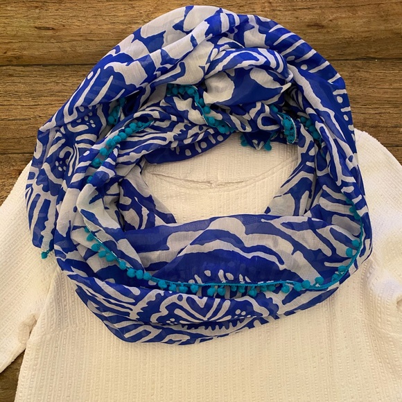 Echo Blue Patterned Summer Scarf - Picture 2 of 5